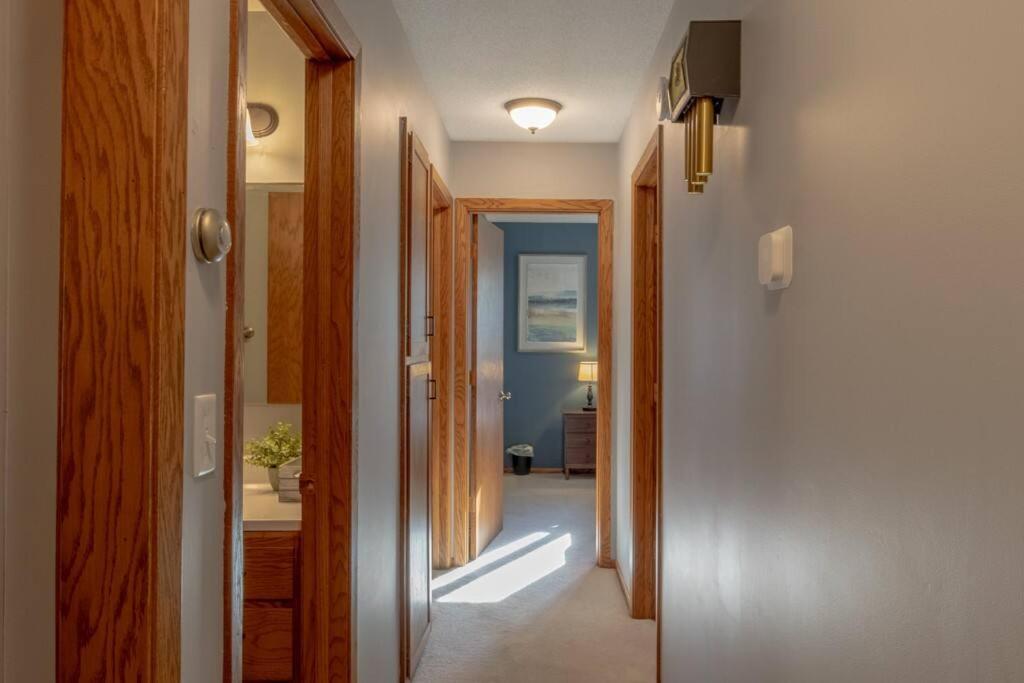 Family Home W/ 2 King, 2 Queen Beds + Game Room Bemidji Kültér fotó